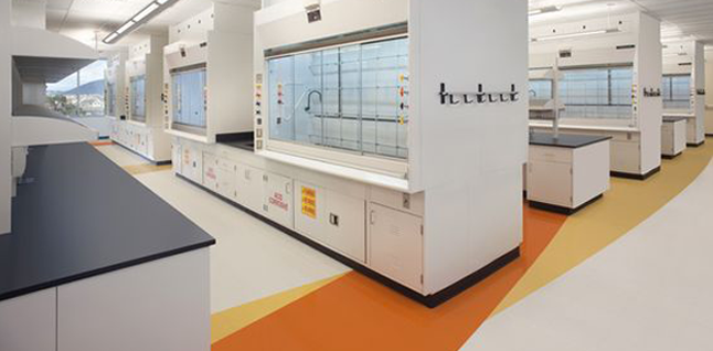 如何選擇實(shí)驗(yàn)室精密空調(diào)以及監(jiān)控系統(tǒng)?